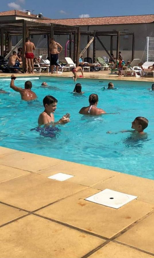 Jasse Camarguaise 535 - Piscine Clim Parking Famille - Top Pros Servicesconciergerie Villa Галарг-льо-Монтю Екстериор снимка